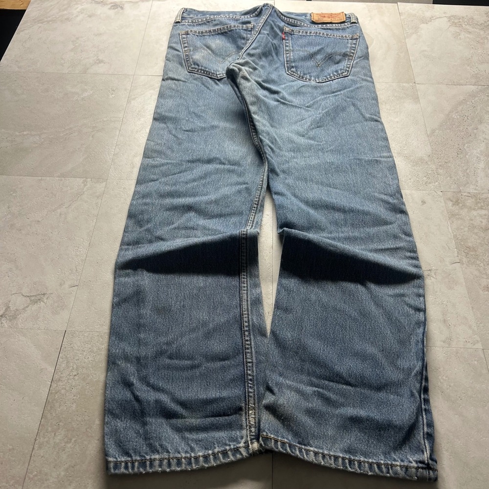 Levi's 505 Straight Fit Blue Jeans Mens 36x32 Medium Wash Distressed Denim